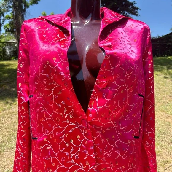 Luxury Pink Blazer - Picture 4 of 6